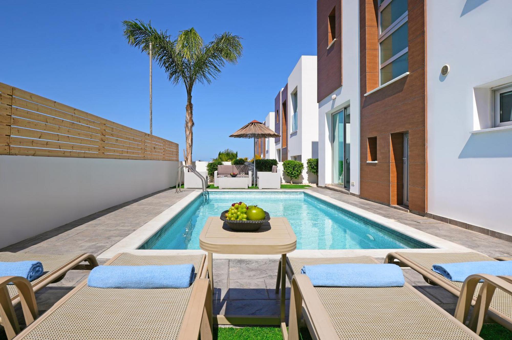 Villa Carmen Protaras Exteriör bild
