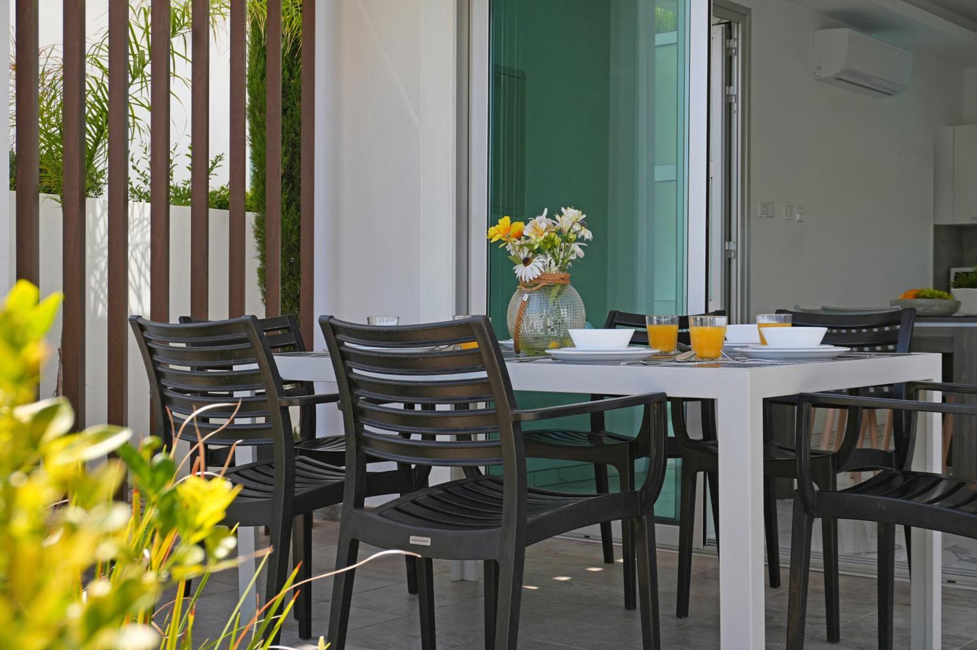 Villa Carmen Protaras Exteriör bild