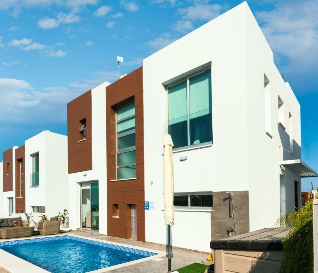Villa Carmen Protaras Exteriör bild