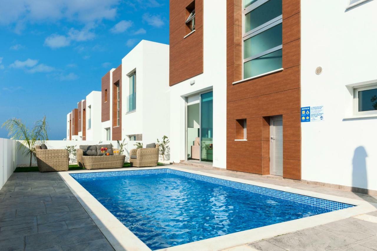 Villa Carmen Protaras Exteriör bild